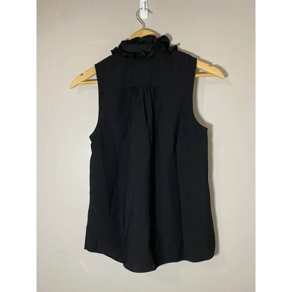 J.Crew NWTBlack Sleeveless Ruffle Collar Button Front Top XS‎